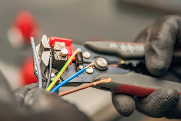 Best Electrical Contractors for Businesses  in Manchester, KY